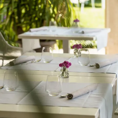 Red's Redaelli Hotel 4*