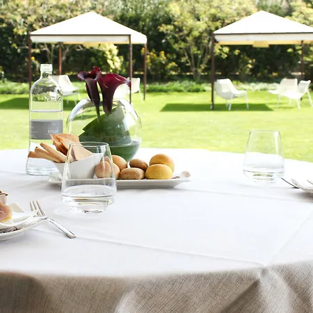 Red's Redaelli Hotel 4*
